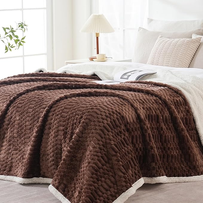Sherpa Throw Blanket for Couch Flannel Cozy Soft Thick Blanket Warm Twin Blanket for Bed Fleece Home Decor Gifts, Z01 - Dark Coffee, 60"*80"