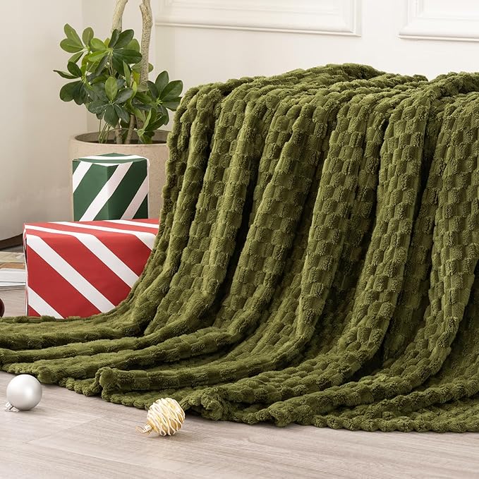 David's Home Ultra Cozy Fleece Blanket Throw Size, Fluffy Soft Lightweight 3D Jacquard Flannel Breathable Blanket Durable for All Seasons, Elegant Layer for Bed Couch Home Room Decor, Olive Green