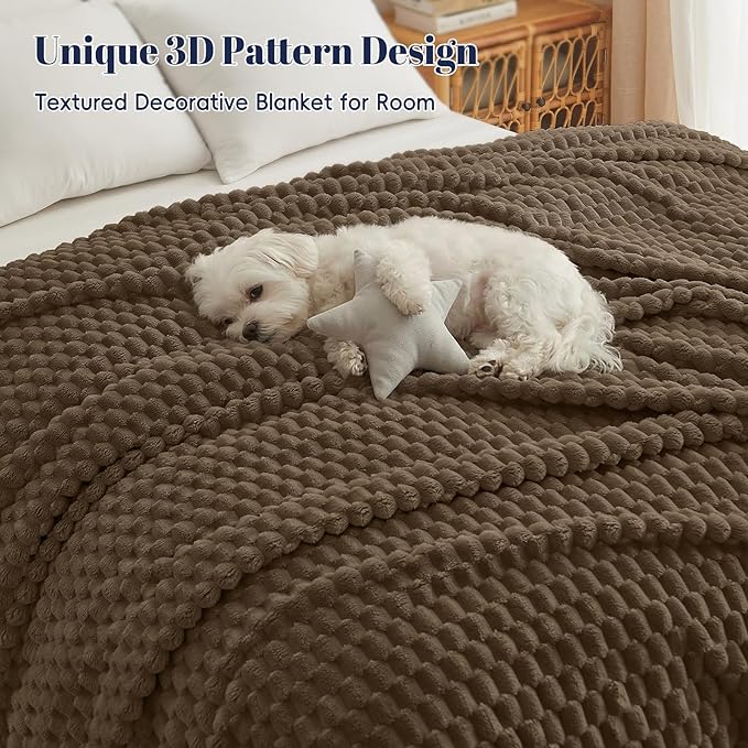 PHF Ultra Soft Flannel Fleece Blanket King Size, Lightweight 3D Jacquard Fleece Blanket, No Shedding, No Pilling, Luxury 340GSM Aesthetic Fluffy Cozy for Bed Room Decor, 108"x90", Cocoa Brown