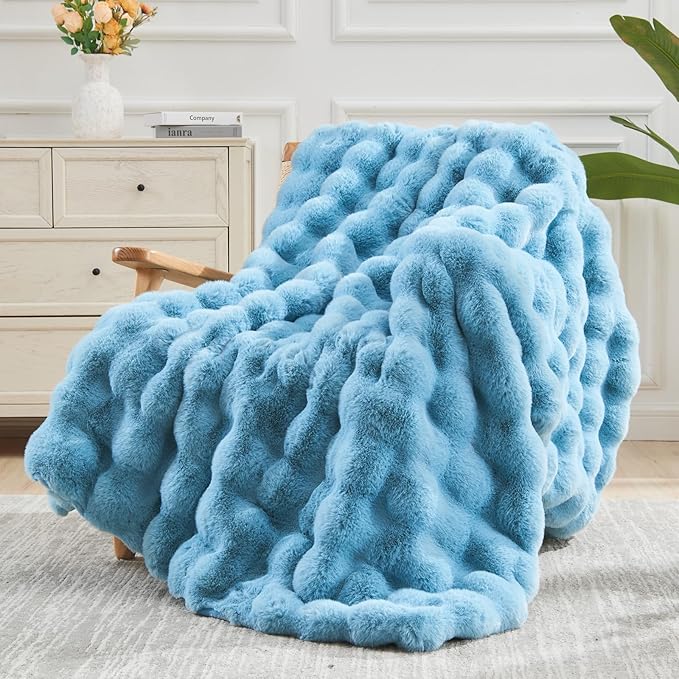NEWCOSPLAY Faux Fur Twin Blanket Blue Luxury Fluffy Thick Warm Bubble Blanket for Couch Sofa Bed 1000GSM (Blue Bubble Thick, Twin(60"x80"))