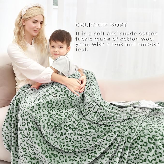 Green Fleece Throw Blanket for Couch Sofa Bed, Soft Cozy Plush Leopard Cheetah Print Spring Blankets, Lightweight Green Spring Home Decor Gifts for Adults, Women, Girls