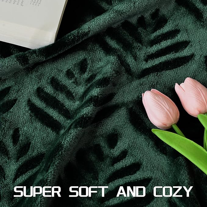 Exclusivo Mezcla Queen Size Fleece Blanket for Bed, Super Soft and Cozy Blankets All Season Use, Leaves Pattern, Plush Fuzzy Lightweight, Forest Green, 90x90 Inch