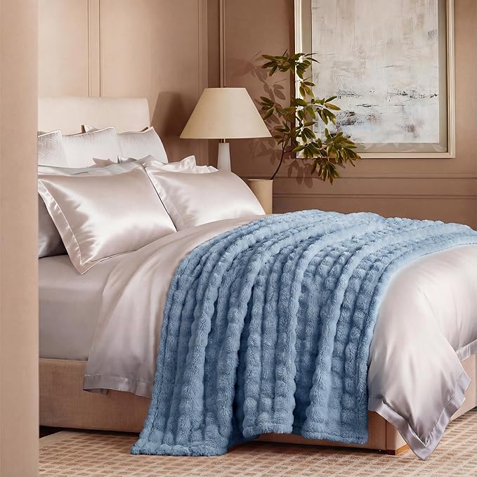 Bedsure 3D Fleece Bubble Blanket - GentleSoft Blue King Blanket for Bed Sofa Room Decor - Luxury Soft Cozy Gifts for Her, Lightweight, All Seasons, Celestial Blue, 108"×90"