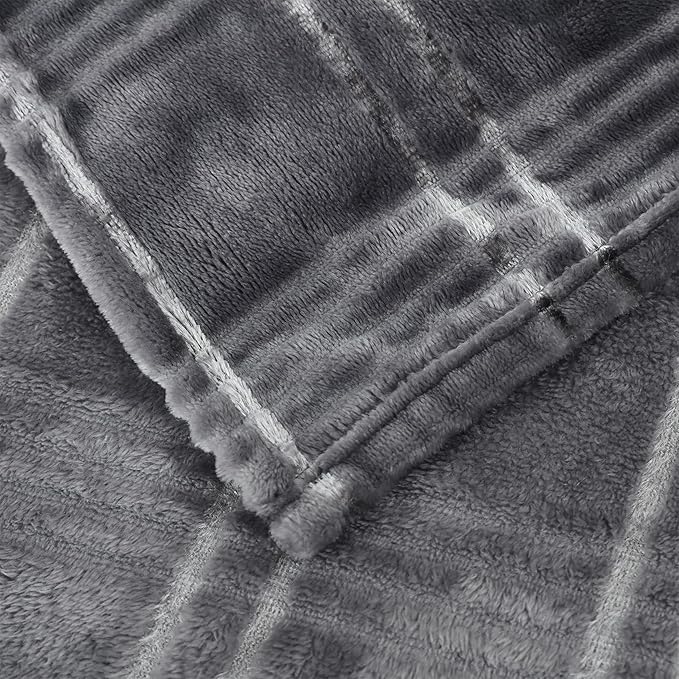COOVA Oversized King Fleece Blanket 120x120 inches, Soft Cozy Warm Giant Extra Large 10'x10' Blanket for Bed, Sofa, Couch,Travel, Camping, California Huge Big Throw Blanket, Checkered Dark Grey