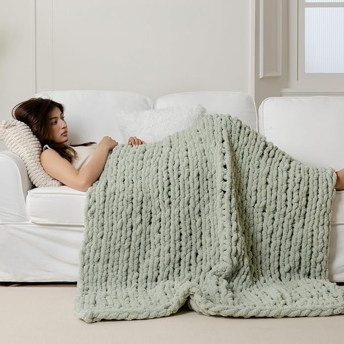 WESHIONGOO Chunky Knit Blanket Throw 51"×63" Knitted Throw Blankets for Couch Bed Fluffy Soft Blanket with Jumbo Chenille Yarn Thick 100% Handmade (Sage Green)