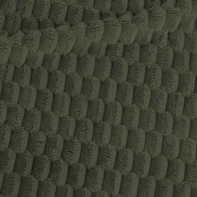 Super Soft Fleece Twin Blanket 50x70 Inches for Couch, Premium Silky with 3D Imitation Turtle Shell Jacquard Decorative Blankets, Lightweight and Cozy for Sofa.Green
