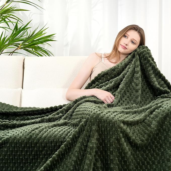 Zyrah Fleece Throws for Couch Super Soft Throw Blanket Lightweight Decorative Fuzzy Cozy Blankets for Sofa Chair Bed (A-Dark Green, Twin(60"x80"))