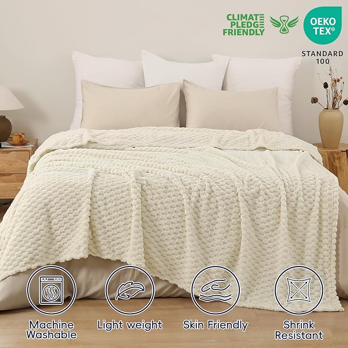 PHF Ultra Soft Flannel Fleece Blanket Twin Size, Lightweight 3D Jacquard Fleece Blanket, No Shedding, No Pilling, Luxury 340GSM Aesthetic Fluffy Cozy Bedding for Bed Room Decor, 66"x90", Cream