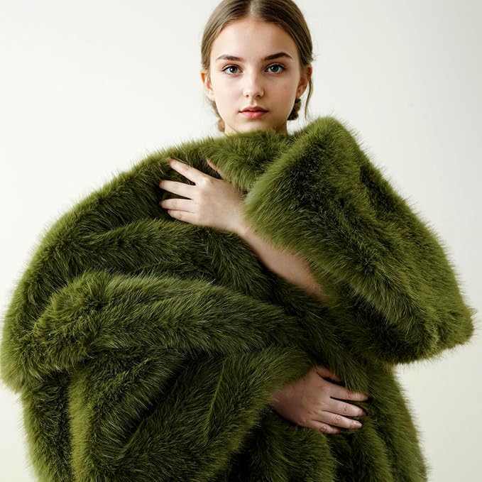 BATTILO HOME Luxury Fluffy Green Faux Fur Throw Blanket, Cozy Warm Fur Blanket for Couch, Sofa, Chair, Bed, Plush Fuzzy Fur Throws with Long Pile, 50"x60"