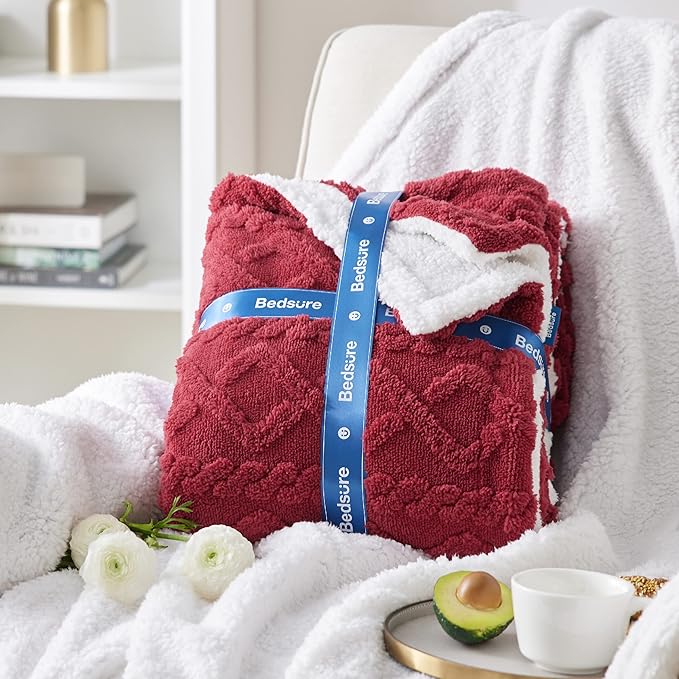 Bedsure Gentlesoft Sherpa Fleece Blanket Twin Size for Bed - Fluffy & Cozy Cable Jacquard Tufted for Women Gift, Thick and Warm Christmas Blanket for Winter, Red, 60x80 Inches