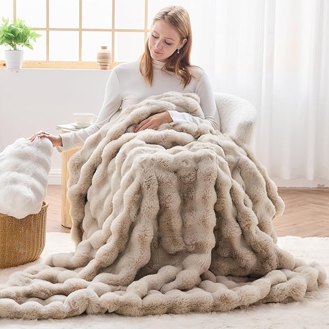 NEWCOSPLAY Faux Fur Twin Blanket Linen Luxury Fluffy Thick Warm Bubble Blanket for Couch Sofa Bed 1000GSM (Linen Bubble Thick, Twin(60"x80"))