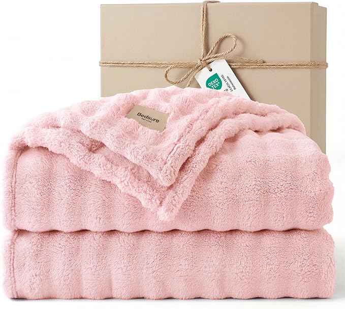 Bedsure 3D Fleece Bubble Blanket - GentleSoft Pink Queen Blanket for Bed Sofa Room Decor - Luxury Soft Cozy Gifts for Grilfriend, Lightweight, All Seasons, Pink, 90"×90"