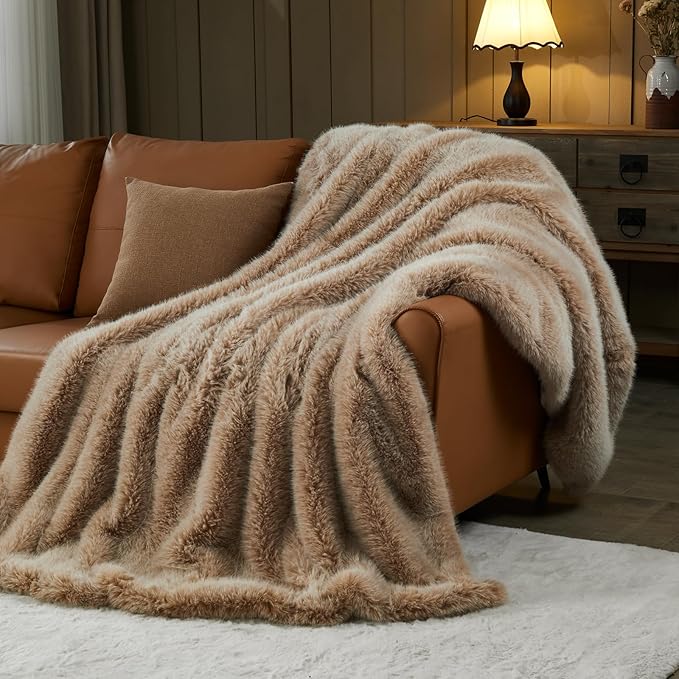 NEWCOSPLAY Faux Fur Throw Blanket Brown White Luxury Fluffy Thick Warm Blanket for Couch Sofa Bed 1000GSM (Brown White Thick, Throw(50"x60"))