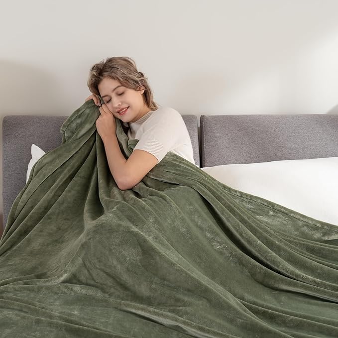 Berkshire Blanket Classic Velvetloft® Solid Blanket Twin Size, Lightweight Cozy Flannel Plush Blanket for Bed and Couch,Dark Sage,60×92 Inches