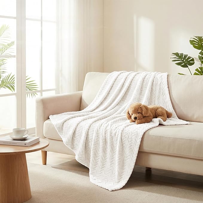 Exclusivo Mezcla King Blanket for Bed, Cozy Lightweight Fleece Blankets for All Season, Decorative Giftable Fuzzy Plush Wave Textured Suitable for Women, Men, Ivory, 90x104 Inches