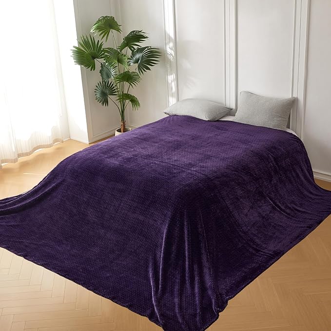 COOVA Oversized King Fleece Blanket 120x120 inches, Soft Cozy Warm Giant Extra Large 10'x10' Blanket for Bed, Sofa, Couch,Travel, Camping, California Huge Big Throw Blanket, Jacquard Pueple