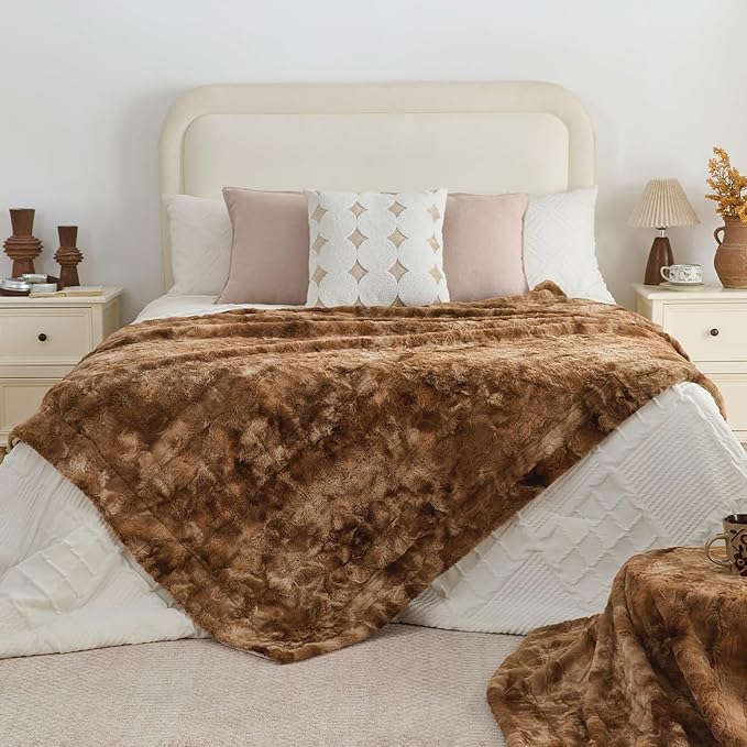 Krifey Faux Fur Throw Blanket for Couch Bed, 3D Marble Texture Soft Throws, Cozy Fuzzy Plush Thick Warm Blanket, Faux Rabbit Fleece, Christmas Birthday Gifts for Men Dad, Tie Dye Brown, 50x60in