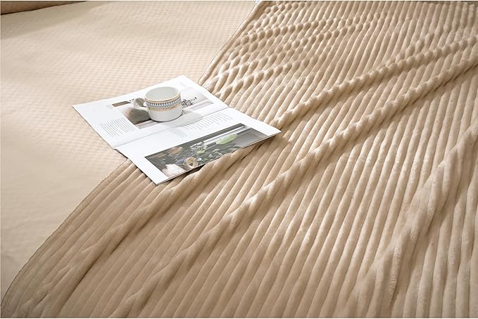 Vessia Flannel Fleece Throw Blanket for Couch,Sofa,Bed, 300GSM Striped Camel Blanket Throw for Adults and Kids, Super Soft Warm Cozy Lightweight Ribbed Light Brown Blanket for All-Season