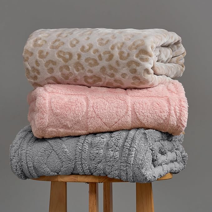 Joiedomi Queen Size Blanket for Bed, Soft Grey Fleece Blankets Gifts for Women Mom Girls, 280GSM Cozy Cute Soft Throw Home Room Decor Aesthetic Gifts 90x90 Inches
