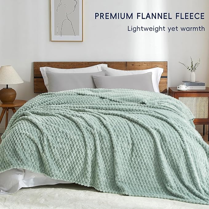 PHF Ultra Soft Flannel Fleece Blanket King Size, Lightweight 3D Jacquard Fleece Blanket, No Shedding, No Pilling, Luxury 340GSM Aesthetic Fluffy Cozy for Bed Room Decor, 108"x90", Sage Green
