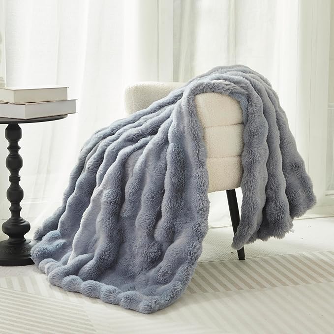 Faux Fur Throw Blanket for Couch Cozy Fuzzy Soft Plush Thick Fluffy Fleece Bubble Blanket for Sofa Bedroom Living Room, 63x79 Inches Light Grey