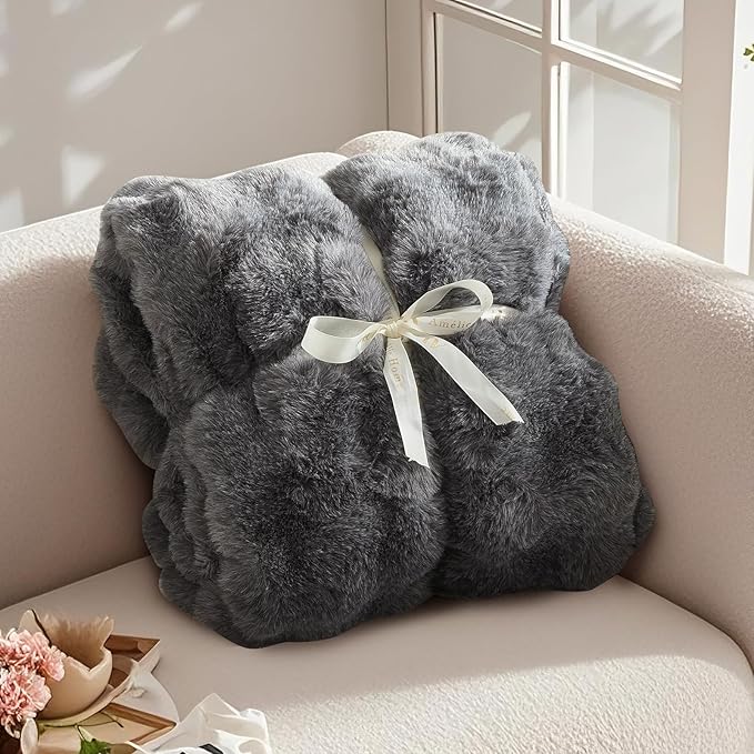 Amélie Home Faux Fur Throw Blanket for Couch, Ultra Soft Fuzzy Plush Bubble Throw for Sofa, Living Room & Home Decor, 50"x60", Cationic Wolf Gray