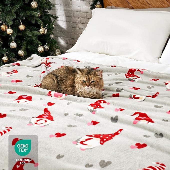 Cozy Bliss Premium Gnome Love Heart MilkyPlush Throw Blanket, Soft Cozy Print Fleece Blanket for Couch, Home Décor, Easter and Mothers Gift, 290GSM, Gnome Love,60"x80"