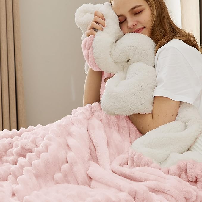 Bedsure Sherpa Blanket Twin Size for Couch - Super Soft, Cozy Fleece Thick Warm Blanket for Winter, GentleSoft Plush & Fluffy Throw Gift for Women, Home Room Decor, Pink, 60x80 Inches