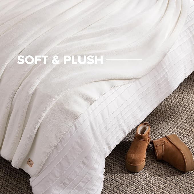 UGG Whitecap King Size Blanket for Bed, Fleece Soft Fuzzy Blankets, Luxury Warm Extra Large Throw for Couch, Hypoallergenic California King Bedding, 110" x 90", White Snow