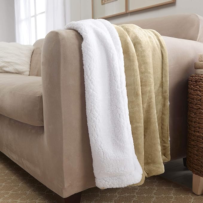 Genteele Sherpa Throw Blanket Super Soft Reversible Ultra Luxurious Plush Blanket, 50 x 60 inches, Camel/White