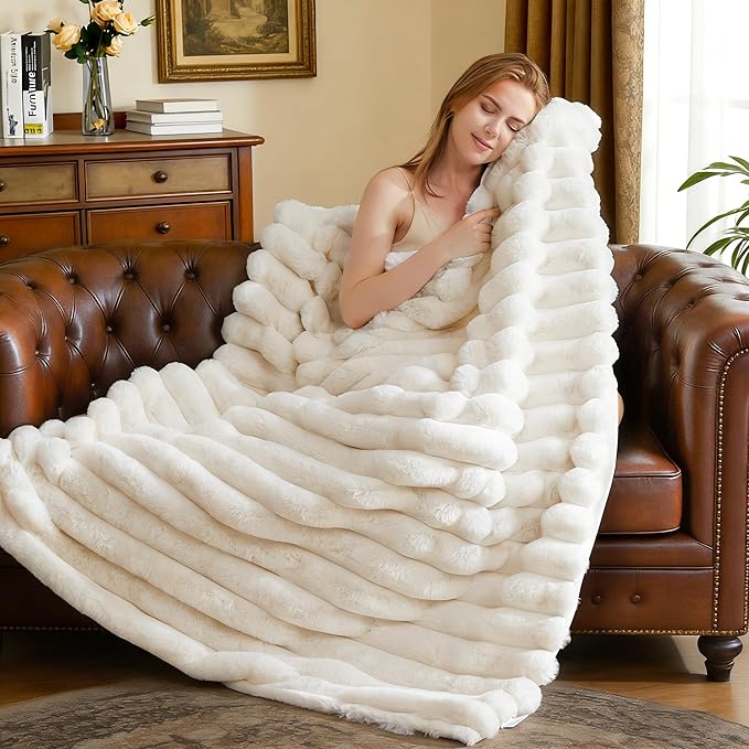 Faux Fur Twin Blanket for Couch,Cozy Soft Plush Thick Striped Luxury Blanket for Sofa Living Room Bedroom,60 * 80 Inches, White
