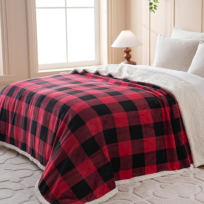Sherpa Fleece Throw Blanket for Couch, Fluffy Plush Warm Fuzzy Blanket for Women and Men, Cozy Thick Soft Twin Blanket for Bed (Red, 60"*80")