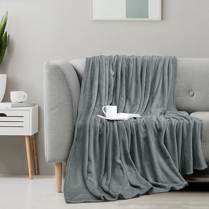 Utopia Bedding Cool Grey Fleece Blanket Twin Size Lightweight Fuzzy Soft Anti-Static Microfiber Bed Blanket (60x80 Inch)