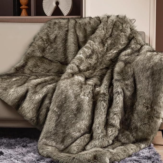 Touchat Luxury 1000GSM Faux Fur Throw Blanket, Super Thick Warm Cozy Heavy Blankets for Couch Bed Sofa, Plush Fuzzy Elegant Soft Reversible Mink Blanket for Living Room Bedroom 50x60, Grey
