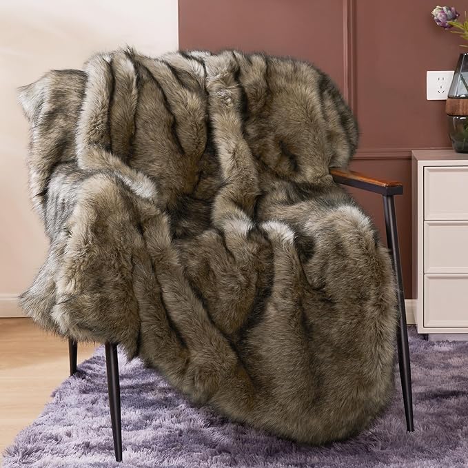 Touchat Luxury 1000GSM Faux Fur Throw Blanket, Super Thick Warm Cozy Heavy Blankets for Couch Bed Sofa, Plush Fuzzy Elegant Soft Reversible Mink Blanket for Living Room Bedroom 50x60, Grey