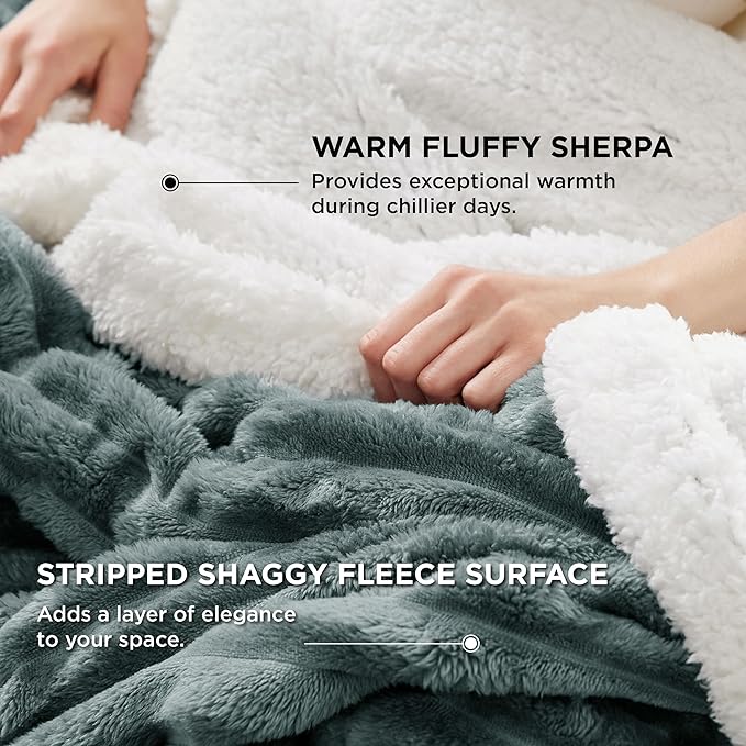 Bedsure Sherpa Blanket Twin Size for Couch - Super Soft, Cozy Fleece Thick Warm Blanket for Winter, GentleSoft Plush & Fluffy Throw Gift for Women, Home Room Decor, Dark Green, 60x80 Inches