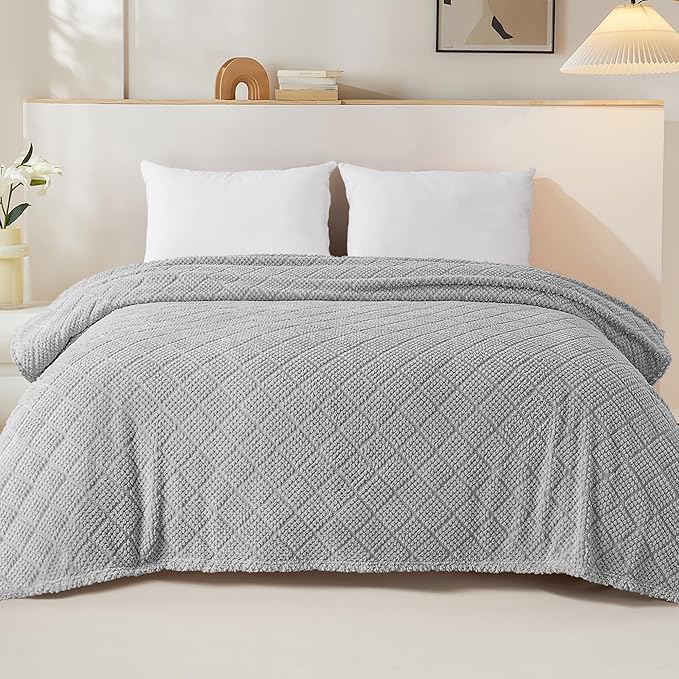 Whale Flotilla Fuzzy Fleece Twin Size Blanket for Bed, Soft Fluffy Jacquard Waffle Blankets for All Season, Lightweight and Warm, 60x80 Inch, Light Grey