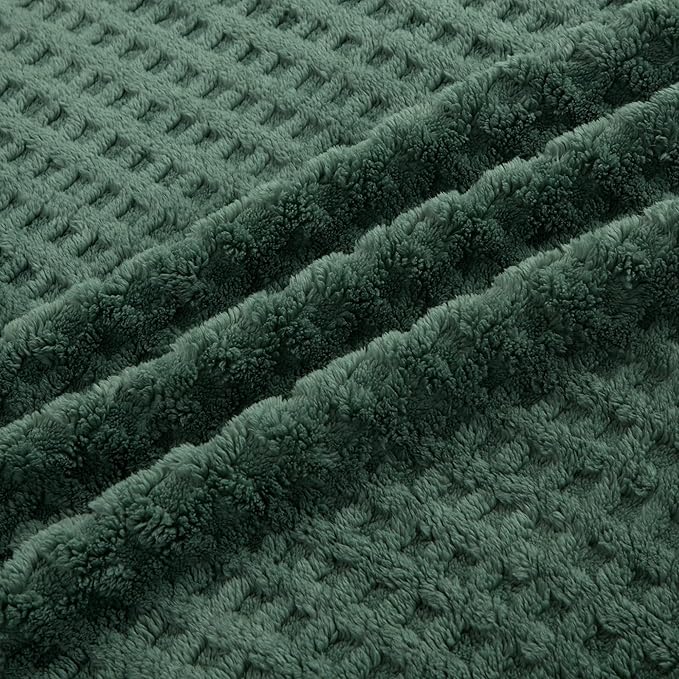 Soft Cozy Fuzzy Fleece Twin Blanket, Waffle Bronze Green, 60x80 Inches – Lightweight, Fluffy, and Warm 3D Jacquard All-Season Blanket for Couch, Bed, Sofa, Home Decor, Camping, and Travel