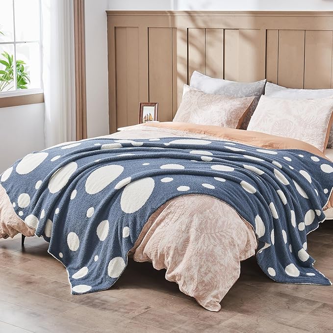 CozeCube Super Soft Fullfy Microfiber Reversible Knitted Blankets, Warm Cozy Fuzzy Plush Throw, Dusty Blue and White Polka Dot Throw Blanket for Couch Bed Sofa, 50" x 60"