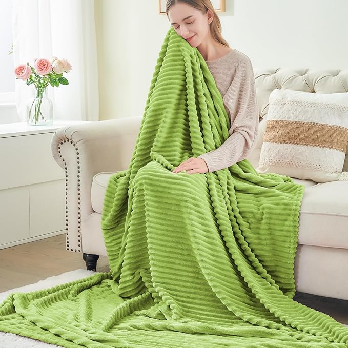 BEDELITE Fleece Blanket Twin Size – 3D Ribbed Jacquard Soft and Warm Decorative Fuzzy Blankets – Cozy, Fluffy, Plush Lightweight Throw Blankets for Couch, Bed, Sofa(Dark Citron, 60x80 inches)