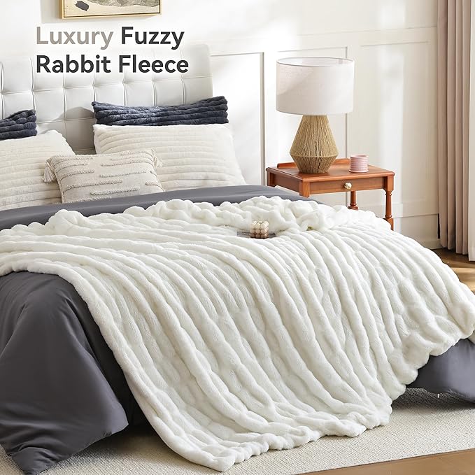 Smoofy Cream White Throw Blanket for Couch – Ultra Soft Cozy Plush Fluffy Blanket with Faux Rabbit Fur, Fuzzy Lightweight Fleece for Sofa, Bed & Office, Gift for Women, Home Room Decor Throw 60"x 80"