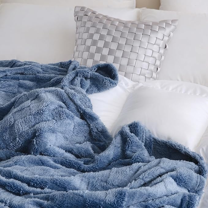 Dusty Blue Fleece Throw Blanket 60”×80” for Couch Sofa Bed,Super Soft Cozy Plush Microfiber Flannel Blanket with 3D Checkered Design Lightweight for Adults,Woman,Girls
