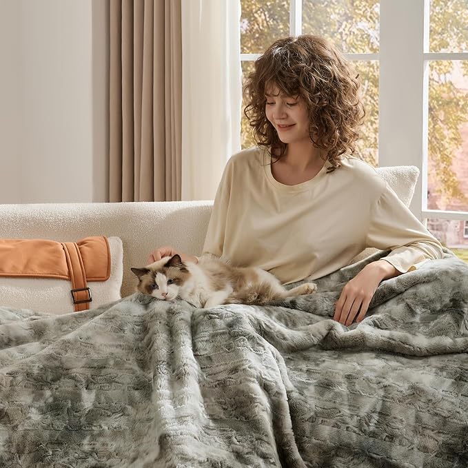 Krifey Faux Fur Throw Blanket, Soft Fluffy Cozy Blanket for Couch, Luxury Mink Blanket Warm Bed Throw, Plush Christmas Birthday Gifts for Women, Room Home Dorm Decor, Marbled Gray 50" x 60", 600GSM
