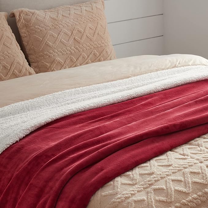 Bedsure GentleSoft Sherpa Fleece Throw Blanket for Couch, Non-Heated, Thick and Warm Throw for Girls and Women, Soft Fuzzy Plush Blanket for Winter, Red, 50x60 Inches