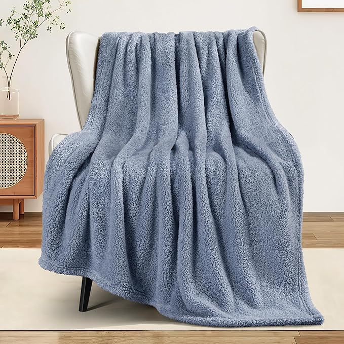 Exclusivo Mezcla Soft Fleece Throw Blanket for Couch, Super Soft Velvet Plush Fleece Blankets, Fuzzy Cozy and Warm for Winter, 50x60 Inches, Stone Blue