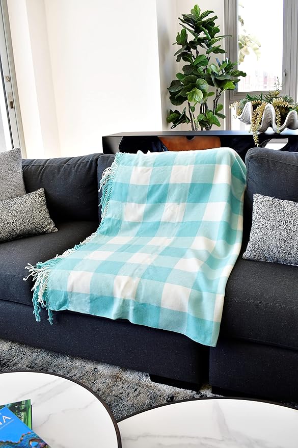 Blankets - Buffalo Plaid Throw Blanket - Decorative Classic Blanket - Comfortable and Ultra-Soft - Lightweight & Indoor Outdoor Blanket - Ideal for Living Room, Couch, Travelling Good for All Seasons