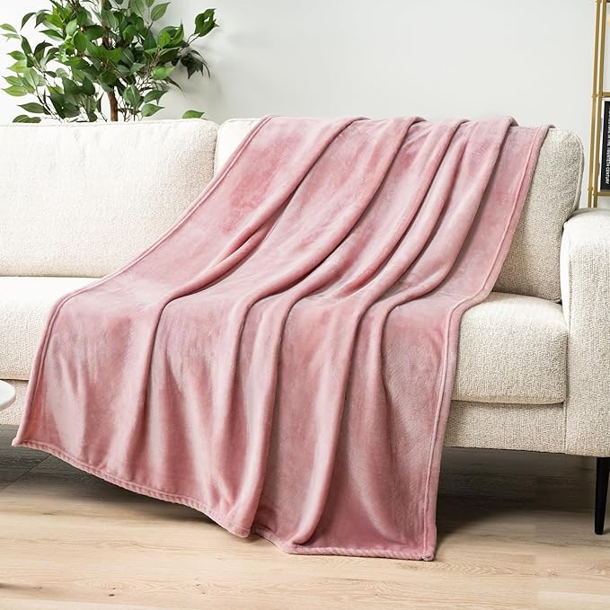 PAVILIA Pink Fleece Throw Blanket for Couch, Blush Pink Soft Fuzzy Flannel Throw for Sofa, Luxury Plush Microfiber Bed Blanket, Cozy Home Decorative Velvet Gift Blanket, 50x60