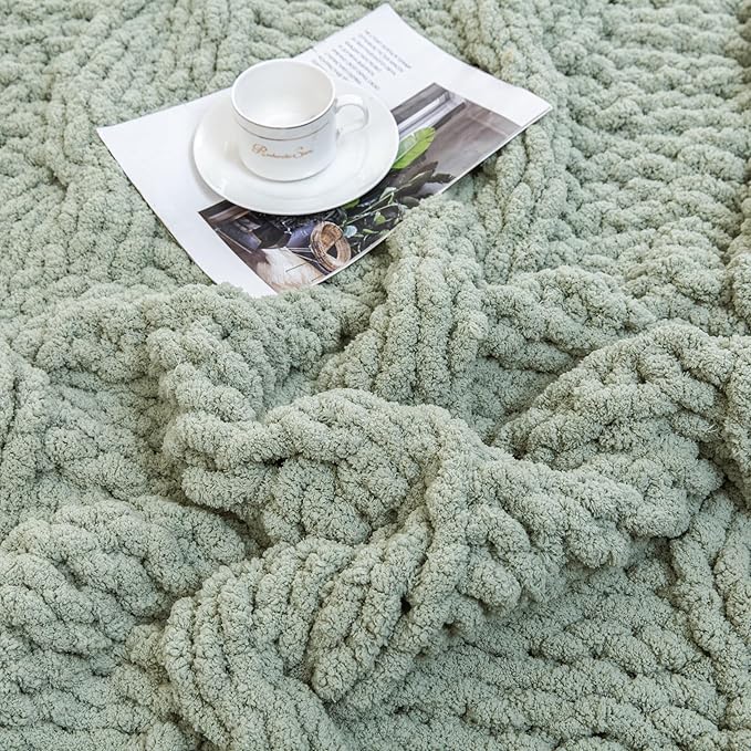 WESHIONGOO Chunky Knit Blanket Throw 50"×60" Knitted Throw Blankets for Couch Bed Fluffy Soft Blanket with Jumbo Chenille Yarn Thick 100% Handmade (Sage Green)