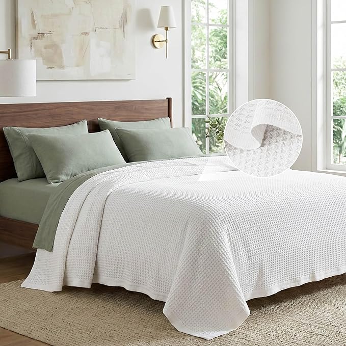 Bedsure Gentlesoft 100% Cotton Blanket Queen Size for Bed - Cooling Breathable and Soft for Spring Summer, Thick Cozy Waffle Weave Blanket Gifts for Women, White, 90x90 Inches