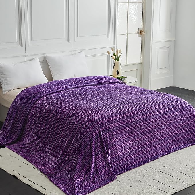 Soft Cozy 120x138 Inches Seamless Oversized King Fleece Blanket, 3D Jacquard Decorative Giant 10'x11.5' California King Blanket Extra Large for Bed, Sofa, Couch, Travel, Travel,Pueple Chain